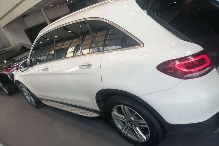 Used Mercedes-Benz GLC 2021 GLC 260 L 4MATIC Dynamic Edition
