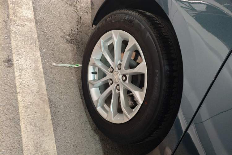 Used Buick LaCrosse 2021 552T Luxury Version