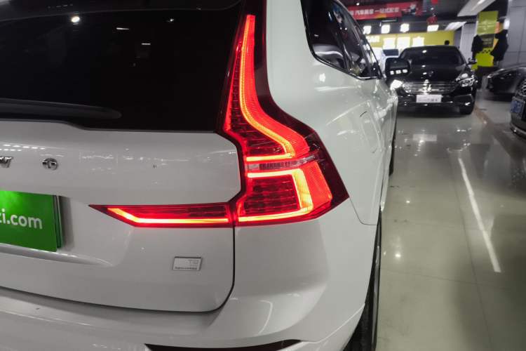 Used Volvo XC60 New Energy 2021 T8 E-Drive Hybrid Smart & Dynamic Edition