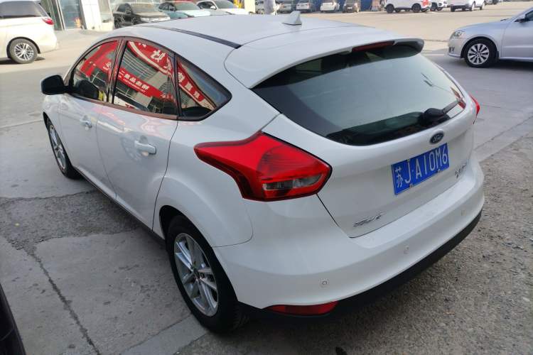 Used Ford Focus 2018 Two-Door Classic EcoBoost 125 Automatic Supercharged Style SmartDrive Edition