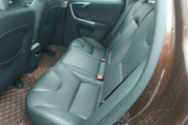 Used Volvo XC60 2015 T5 Zhiyi Edition
