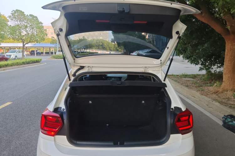 Used Volkswagen Polo 2019 Plus 1.5L Automatic Colorful Technology Edition
