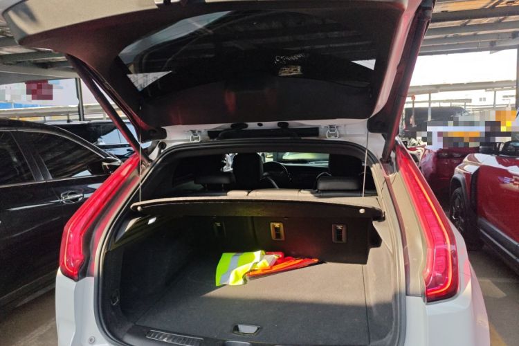 Used Cadillac XT4 2018 28T Two-Wheel Drive Leading Version
