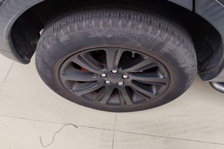 Used Land Rover Discovery Sport 2017 2.0T SE
