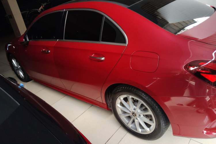 Used Mercedes-Benz A-Class 2020 Restyled A 200 L Sport Sedan Fashion Version
