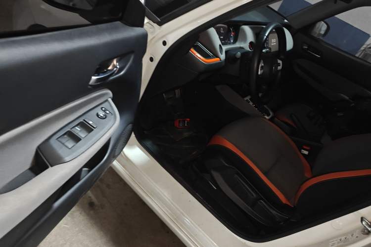 Used Honda LIFE 2023 1.5L CVT SPO-SS Dynamic Edition
