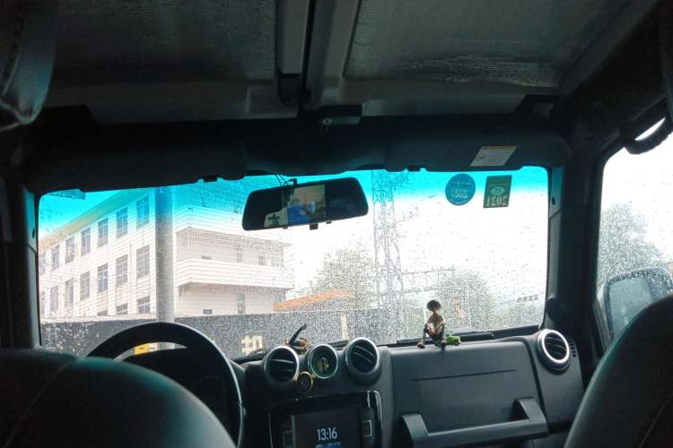 Used  BJ40 2016 40L 2.3T Automatic Two-Wheel Drive Prestige Edition
