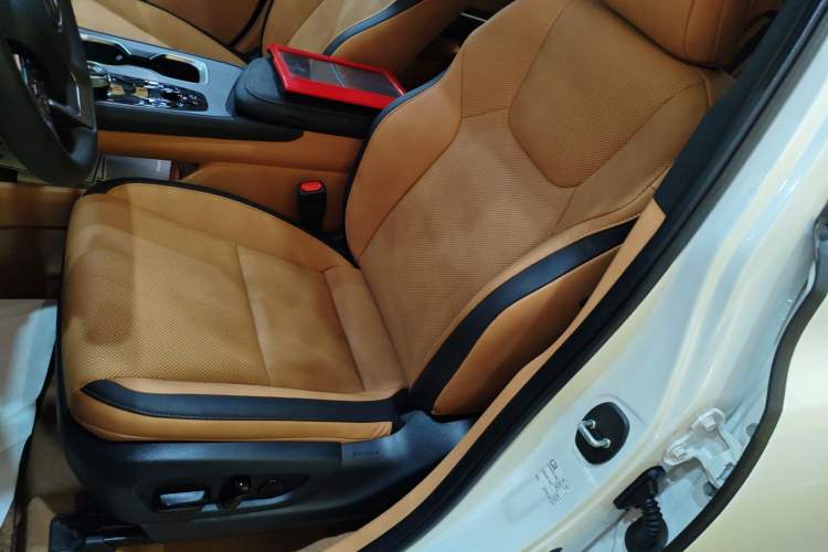 Used Lexus RZ 2023 450e All-Wheel Drive Luxury Edition
