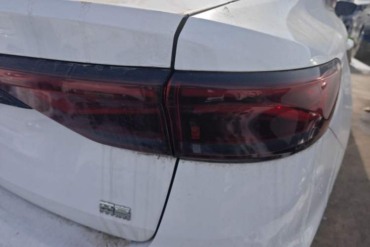 Used Geely Auto Emgrand 2023 4th Generation Champion Edition 1.5L CVT Prestige Model