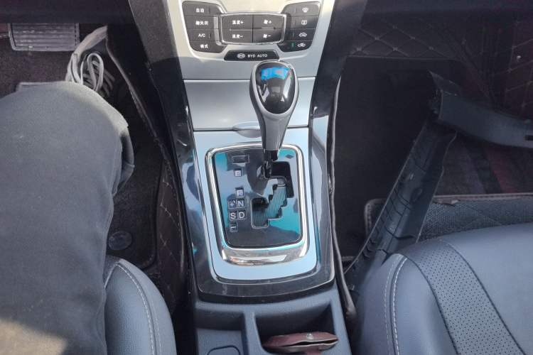 Used BYD Surui 2014 1.5TID Automatic Luxury Model
