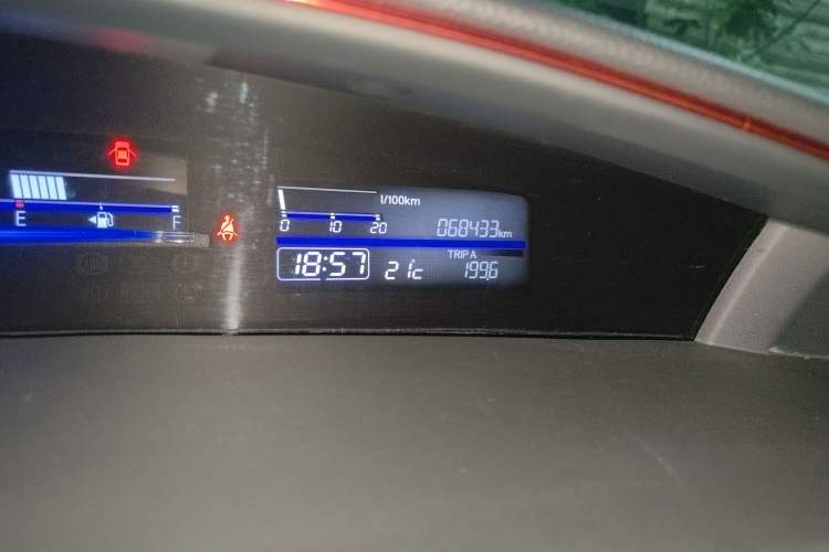 Used Honda Jade 2017 1.8L automatic Comfort version 5 seats
