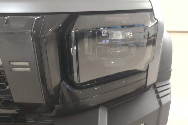 Used JETOUR Traveler 2023 2.0T All-Wheel Drive CrossPRO+