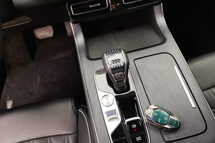 Used GAC Trumpchi GS8 2022 Flagship Series 2.0 TGDI Four-Wheel Drive Luxury Smart Connectivity Version (7 Seats)