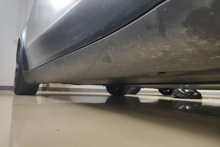 Used Tesla Model Y 2021 Long-Range All-Wheel-Drive Version 3D7
