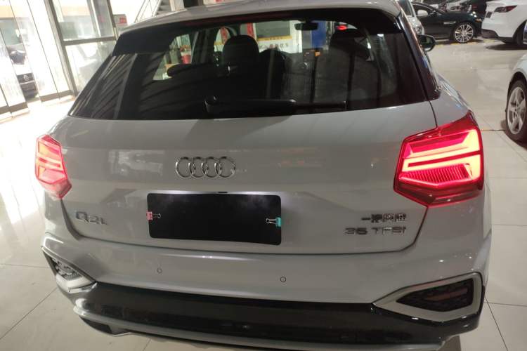 Used Audi Q2L 2023 35TFSI Advanced Elegant Model
