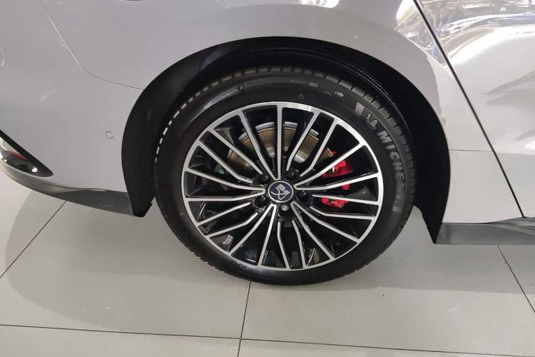 Used BYD Han 2025 EV with 701 km of Laser Radar-Enabled Intelligent Driving
