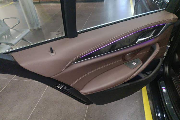 Used BMW 5 Series 2020 525Li M Sport Package
