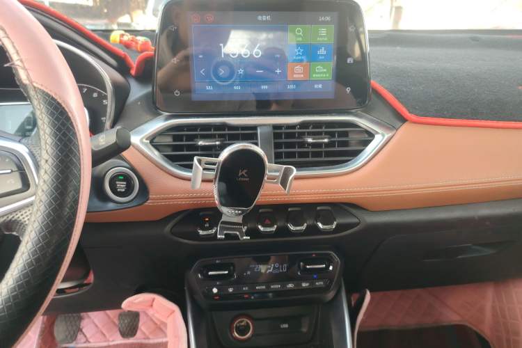 Used Baojun 510 2019 1.5L Manual Enjoyment Model 77kW China VI
