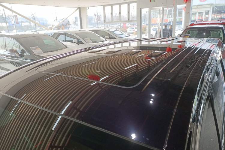 Used VOYAH Dream 2024 PHEV Extended-Range Premium Edition
