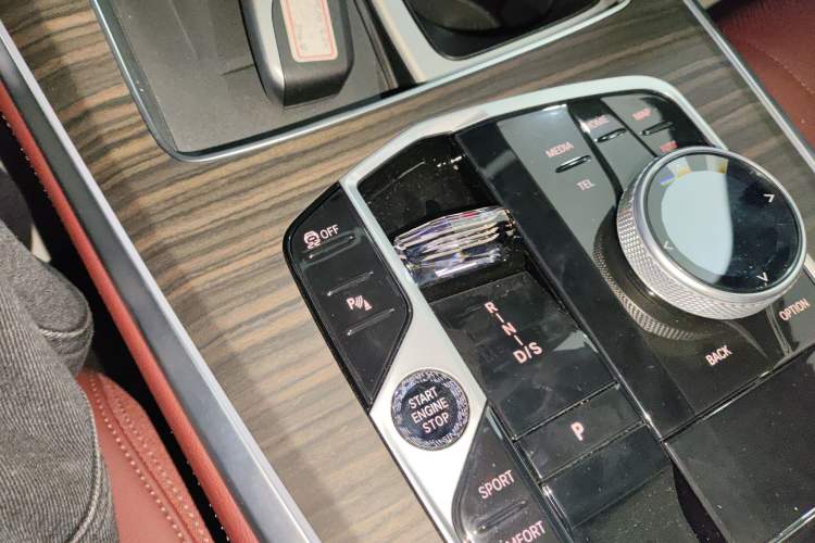 Used BMW X5 2023 xDrive 40Li M Sport Night Edition Package
