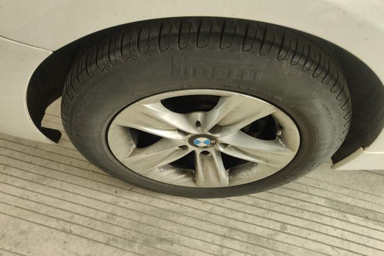 Used BMW 3 Series 2015 320i Fashion Model
