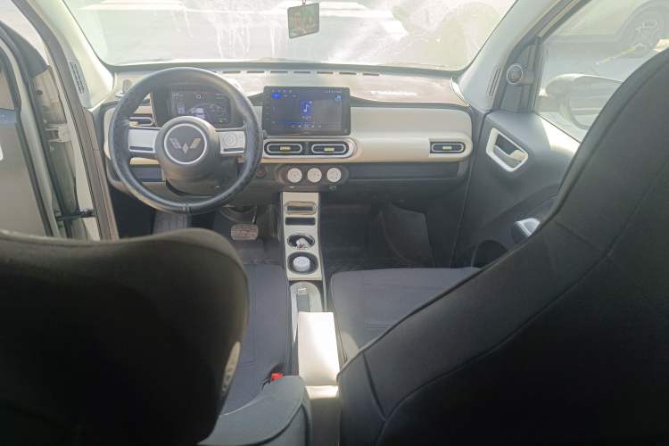 Used Wuling Hongguang MINIEV 2024 3rd Generation 215km Youth Edition