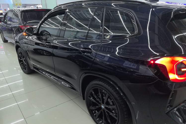 Used BMW X3 2022 Second Facelift xDrive30i Luxury Edition M Night Sky Package
