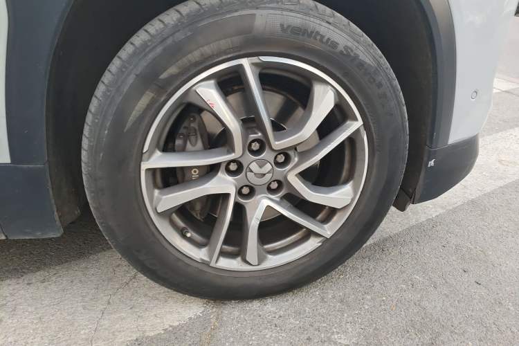 Used Nio ES6 2019 430 km Performance Version
