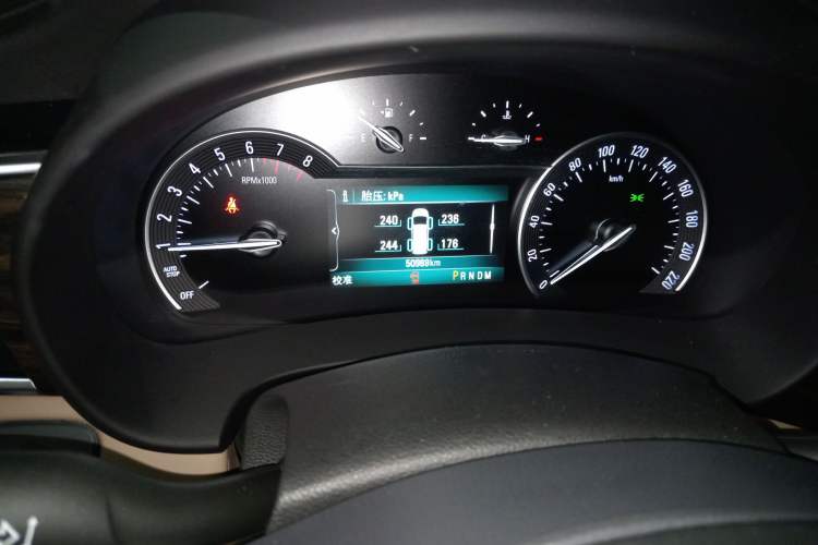 Used Buick GL8 2018 ES 28T Flagship Model China VI Standard
