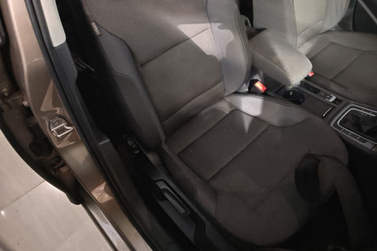 Used Volkswagen Golf 2016 230TSI Automatic Comfort Version