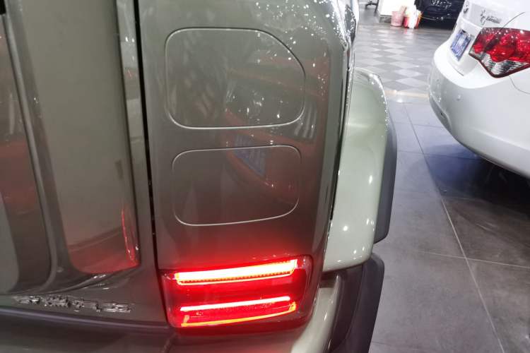 Used  V23 2025 501 Four-Wheel Drive Intelligent Driving Version
