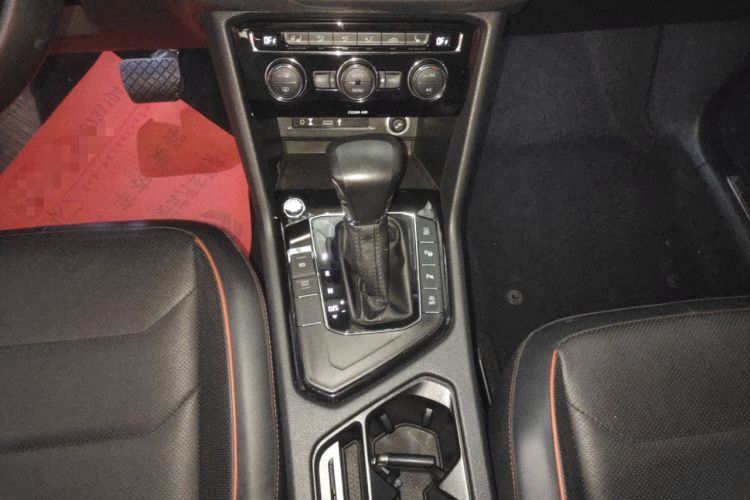 Used Volkswagen Tiguan L 2018 330TSI Automatic Two-Wheel Drive Flagship Edition
