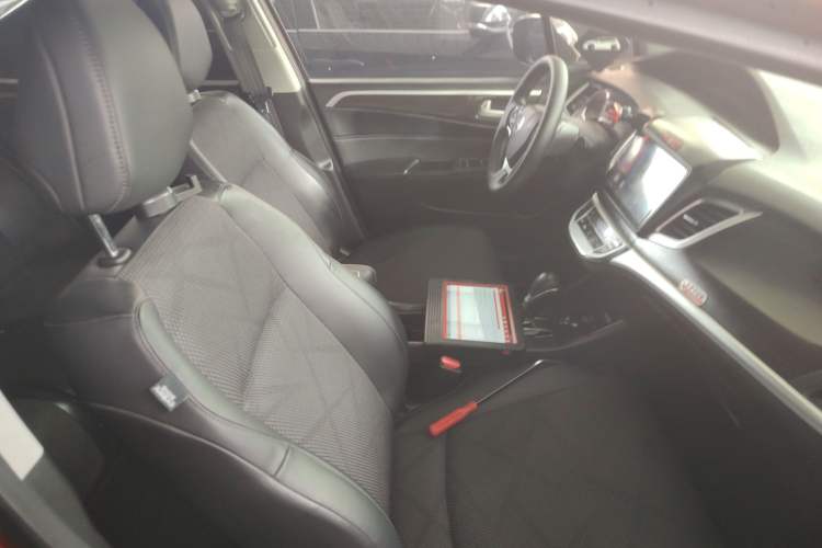 Used Honda Jade 2014 1.8L Automatic Comfort Elite Version 5 Seats
