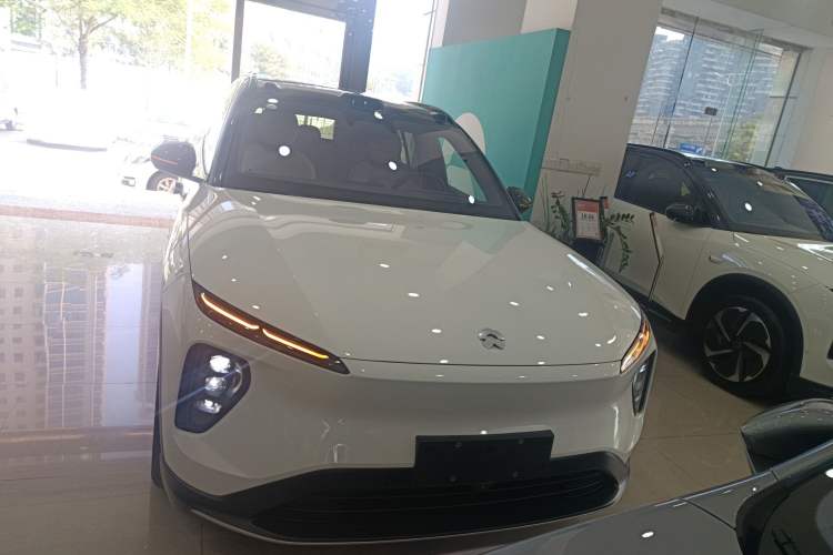 Used Nio ES6 2024 75 kWh
