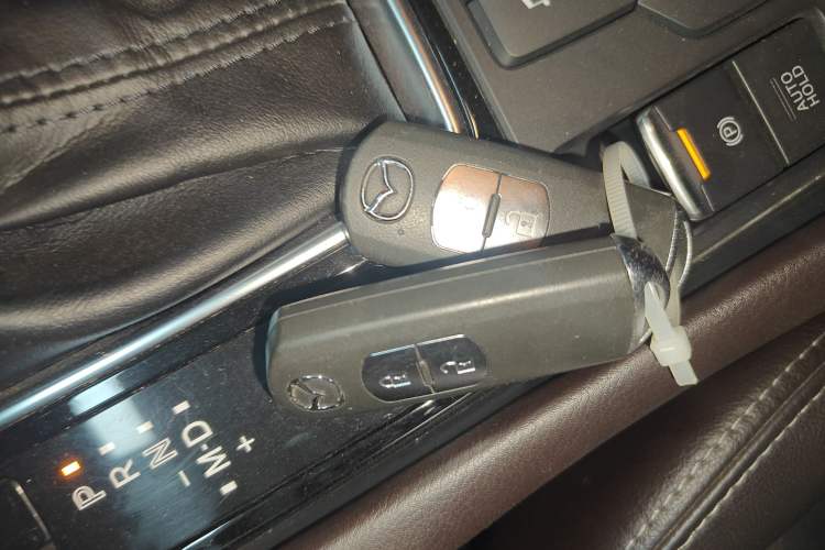 Used Mazda CX-4 2018 2.0L Automatic Two-Wheel Drive Blue Sky Premium Upgrade Version China VI Standard
