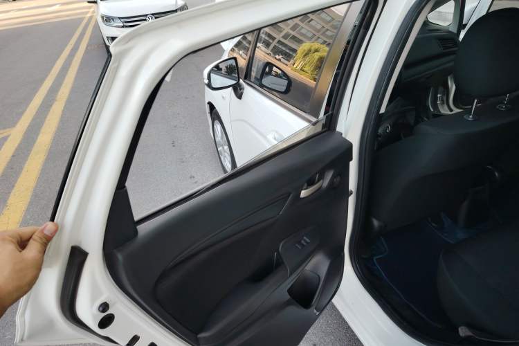 Used Honda Fit 2018 1.5L CVT Comfort Sunroof Version