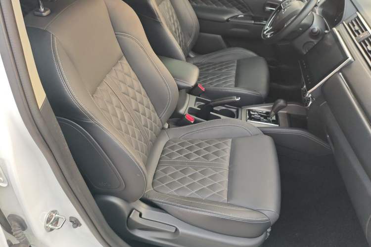 Used Mitsubishi ASX 2020 2.0L CVT Smart Edition
