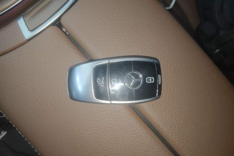 Used Mercedes-Benz E-Class 2022 Revised Version E 300 L Luxury Edition
