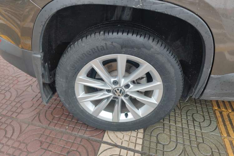 Used Volkswagen Tiguan 2016 280TSI Automatic Two-Wheel Drive Silk Road Comfort Edition
