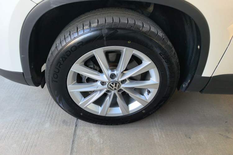 Used Volkswagen Tiguan 2016 280TSI Automatic Two-Wheel-Drive Silk Road Style Edition
