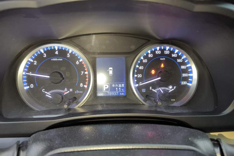 Used Toyota Highlander 2018 2.0T Two-Wheel Drive Elite Version 5 Seats China VI Standard