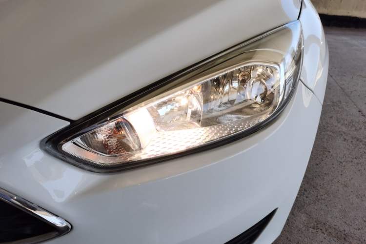 Used Ford Focus 2018 Hatchback Classic 1.6L Automatic Comfort Plus SmartDrive Edition