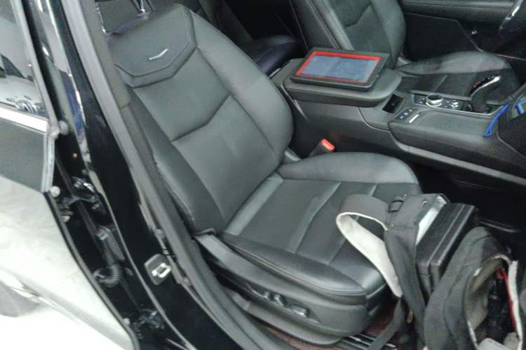 Used Cadillac XT6 2022 2.0T 7-Seater Four-Wheel Drive Luxury Version
