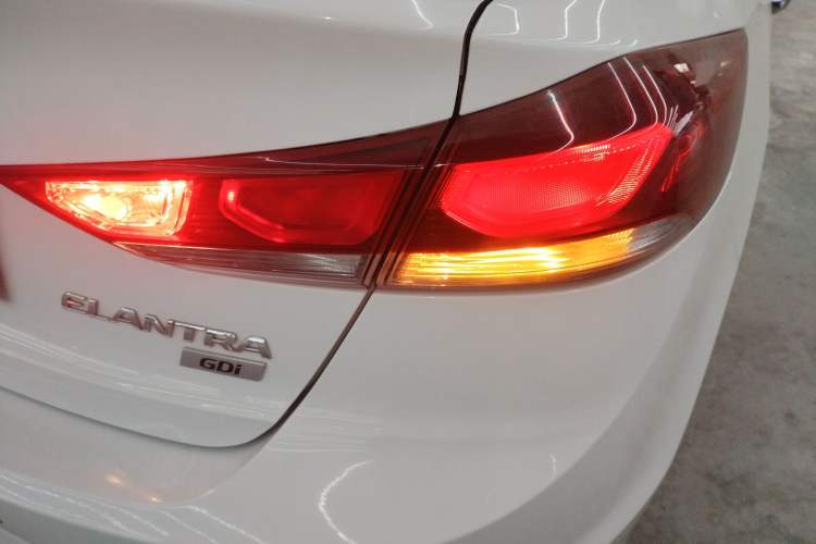 Used Hyundai Elantra 2016 1.6L Automatic ZhiXuan – Elite Version