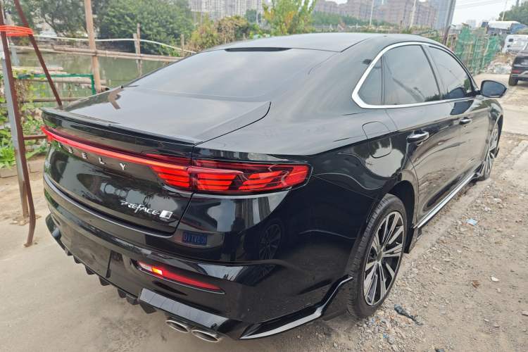 Used Geely Auto Preface 2025 Dongfang Yao 1.5TD Kunlun Edition

