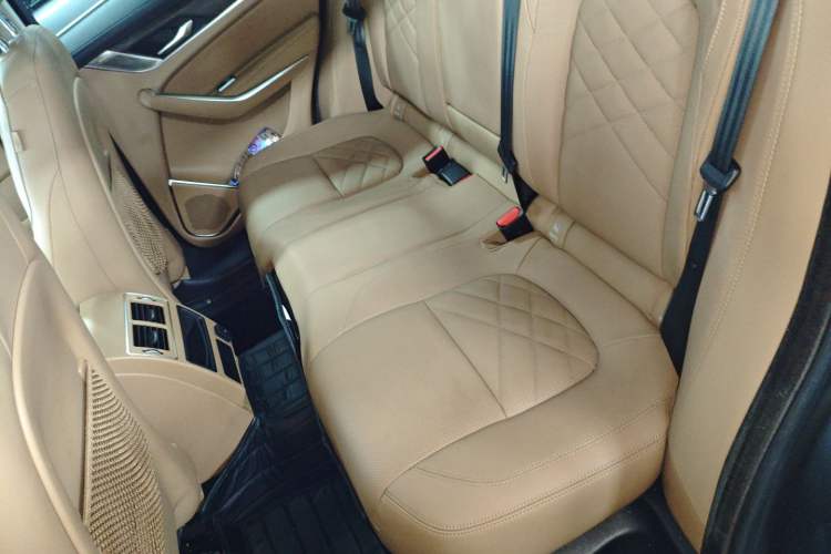 Used Jaguar F-PACE 2023 P250 HSE
