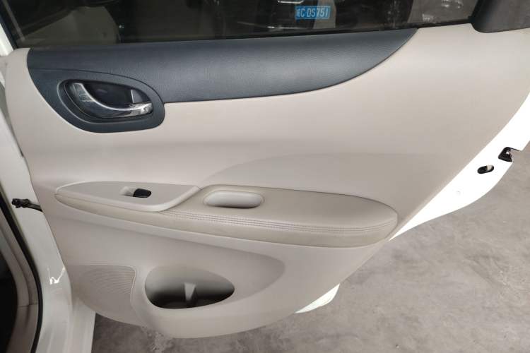 Used Nissan Tiida 2011 1.6L CVT Comfort Model
