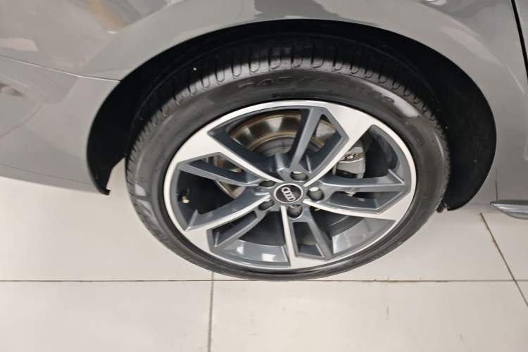 Used Audi A4L 2022 40 TFSI Fashion Dynamic Model
