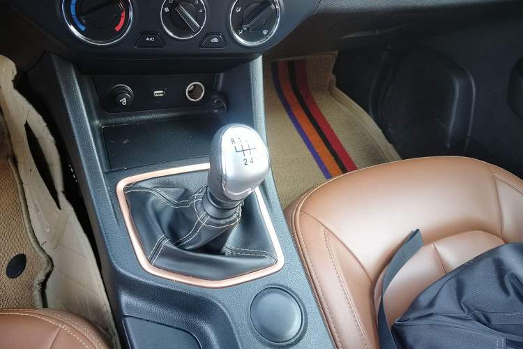 Used Great Wall Wingle 7 2022 2.0T Diesel Two-Wheel Drive Practical Version Big Double Cab GW4D20M