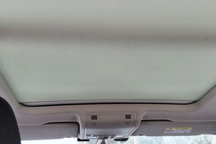 Used Volkswagen Tayron X 2020 330TSI Two-Wheel Drive Luxury Smart Connectivity Version
